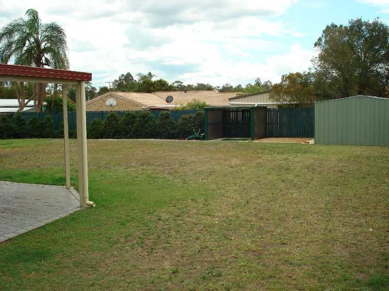 6 Pinto Court, Yamanto QLD 4305