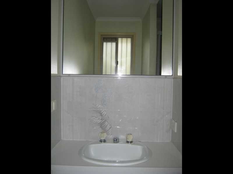 2/10 Kingfisher Court, Bundamba QLD 4304