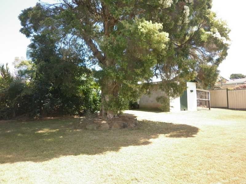 33 Raceview Street, Raceview QLD 4305
