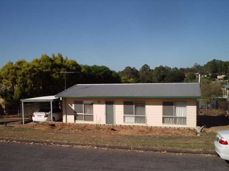 17 Bremer Street, Churchill QLD 4305