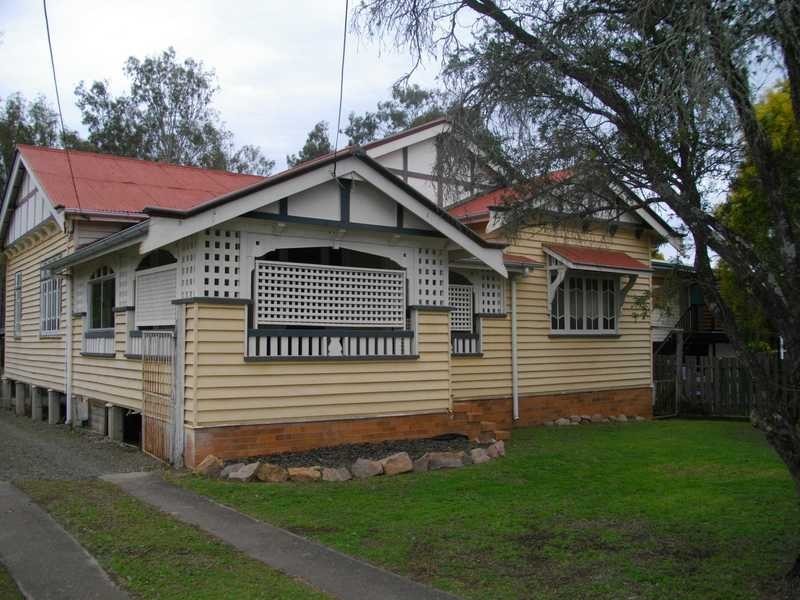 98 Williams Street West, Coalfalls QLD 4305