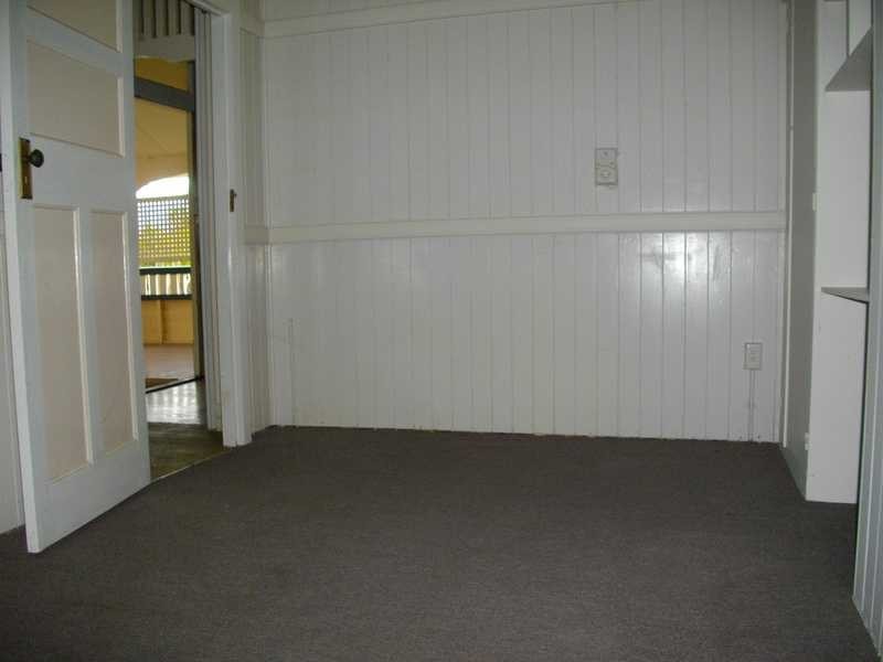 98 Williams Street West, Coalfalls QLD 4305