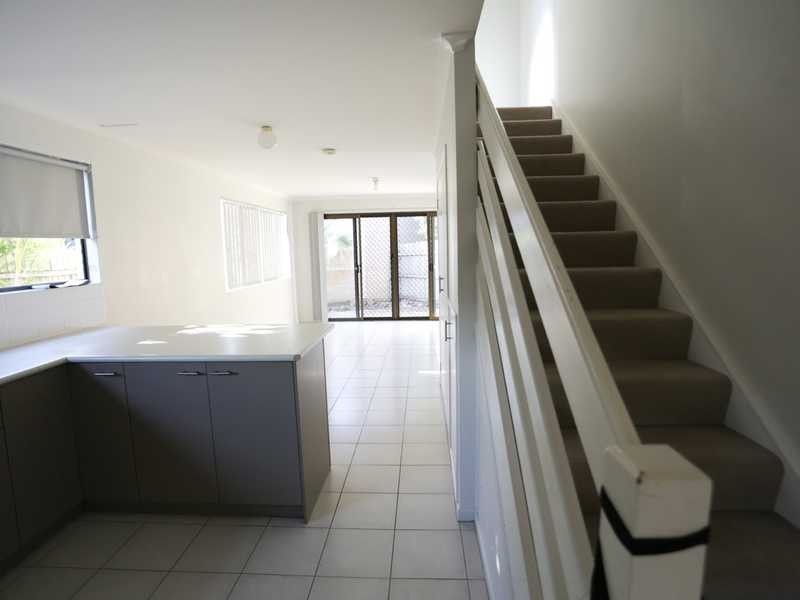 6/60 Railway Street, Booval QLD 4304