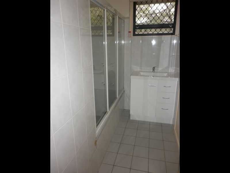 34 Perry Street, Churchill QLD 4305