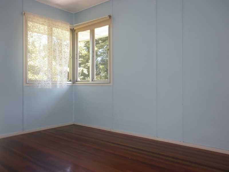 40 Coverack Street, Leichhardt QLD 4305