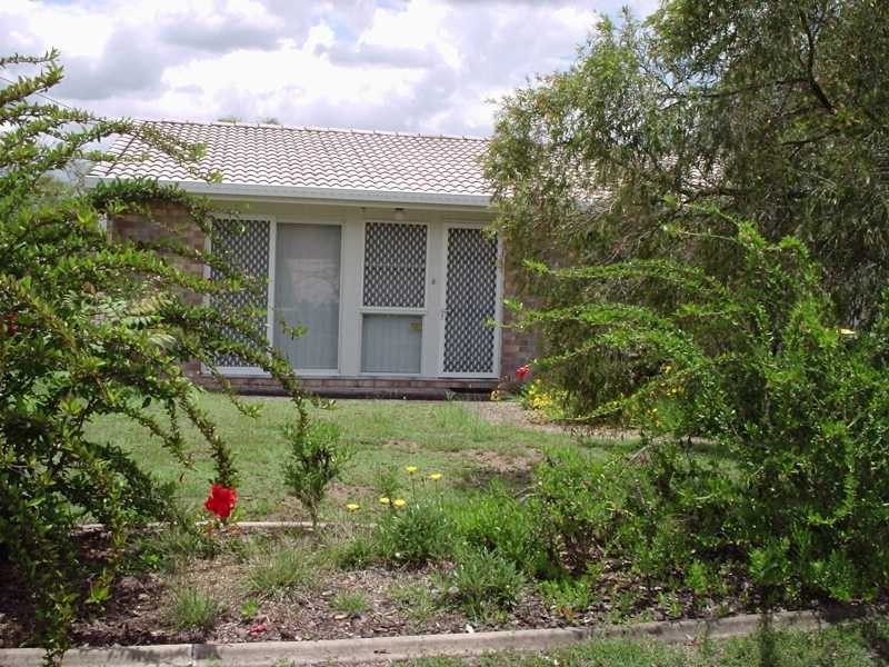 1/8 Kingston Way, Raceview QLD 4305