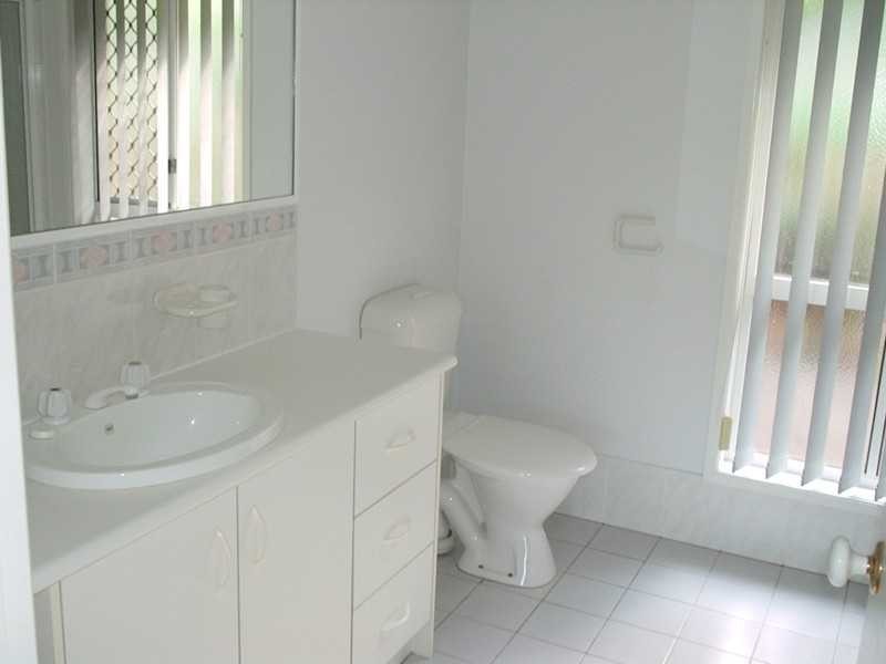 5-7 Aster Street, Yamanto QLD 4305