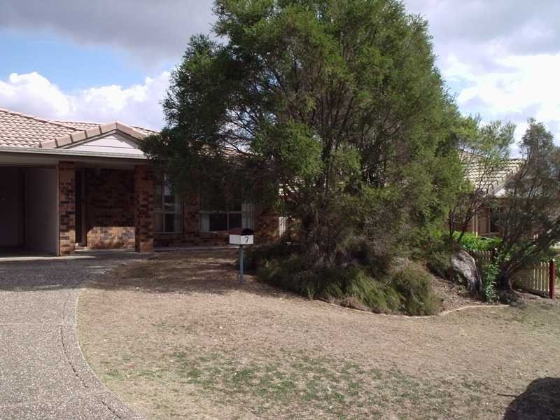 7 Lakewood Court, Flinders View QLD 4305
