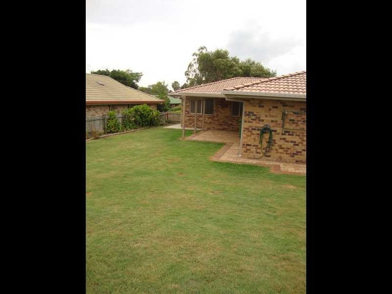 7 Lakewood Court, Flinders View QLD 4305