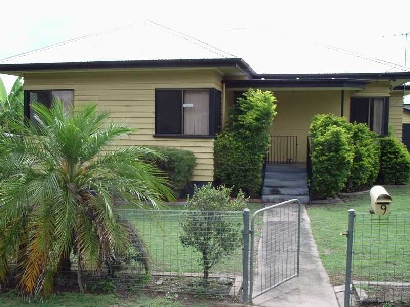 9 Doyle Street, Silkstone QLD 4304