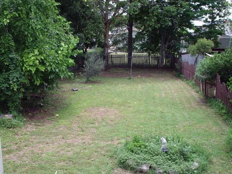 15 Marian Street, Booval QLD 4304