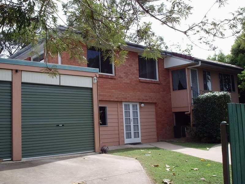 2 McCosker Street, Riverview QLD 4303