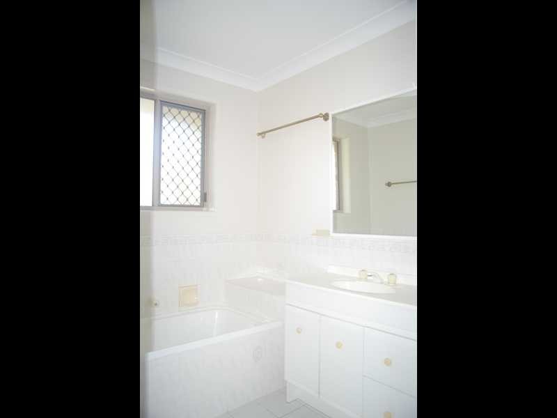 25 High Street, Brassall QLD 4305