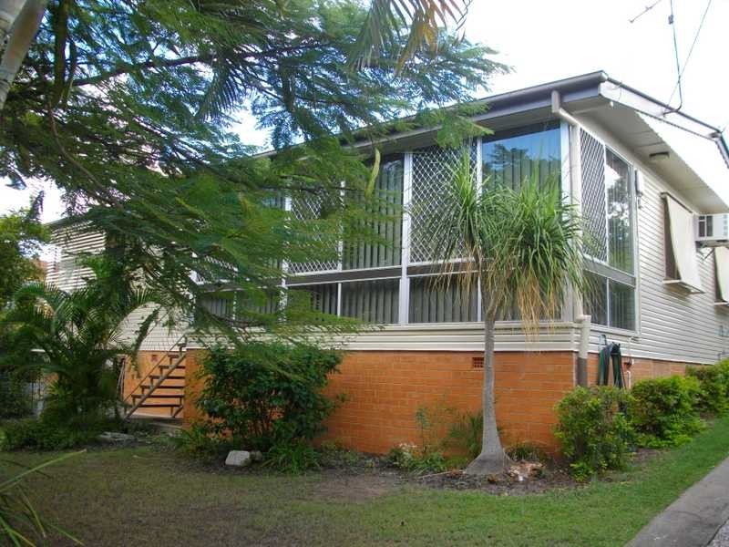 8 Ladley Street, Coalfalls QLD 4305