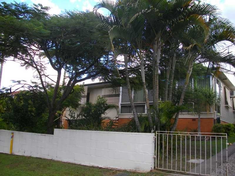 8 Ladley Street, Coalfalls QLD 4305