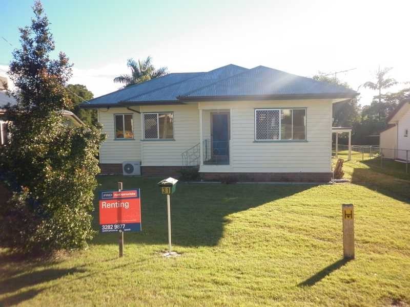 31 Pemberton Street, Booval QLD 4304