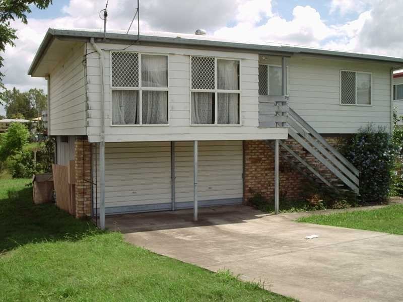 37 Creek Street, Bundamba QLD 4304