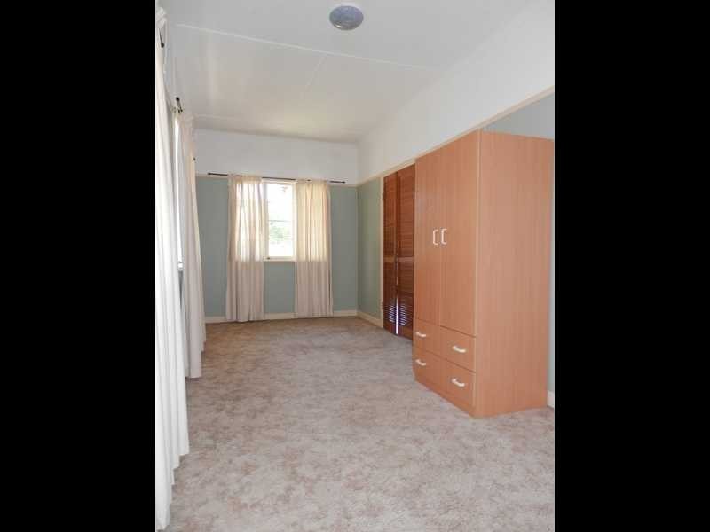 138 Brisbane Road, Booval QLD 4304