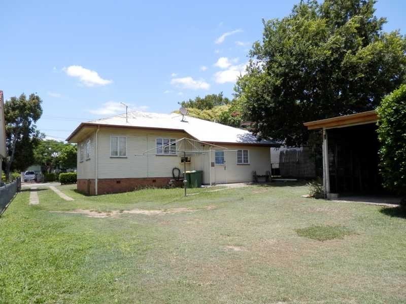 138 Brisbane Road, Booval QLD 4304