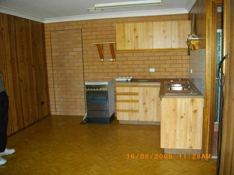 1/8 Princess Street, Churchill QLD 4305