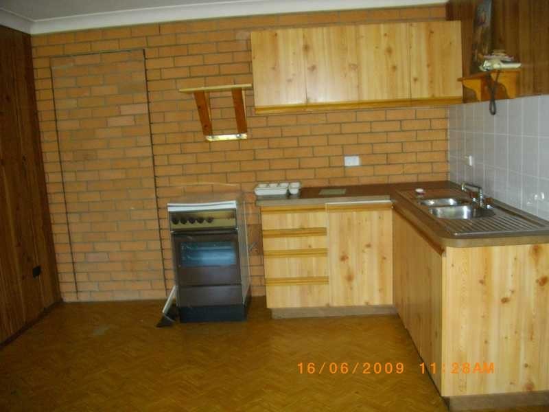 1/8 Princess Street, Churchill QLD 4305