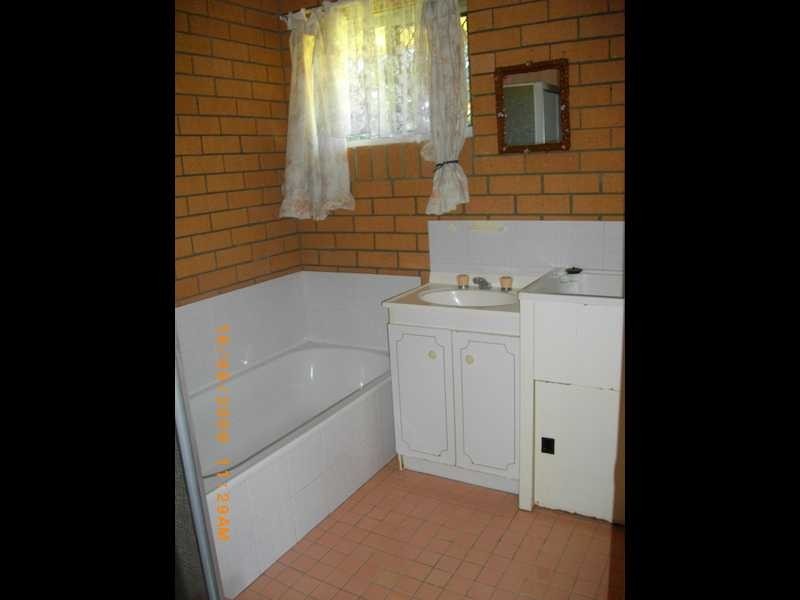 1/8 Princess Street, Churchill QLD 4305