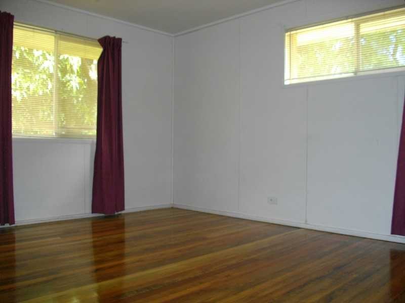43 Aspinall Street, Leichhardt QLD 4305