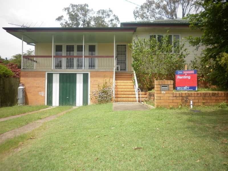 10 Cameron Street, Brassall QLD 4305