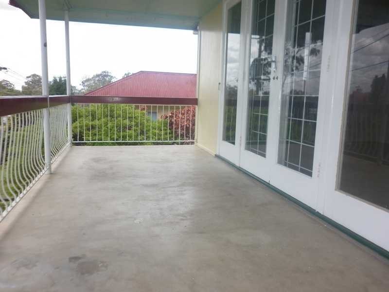 10 Cameron Street, Brassall QLD 4305