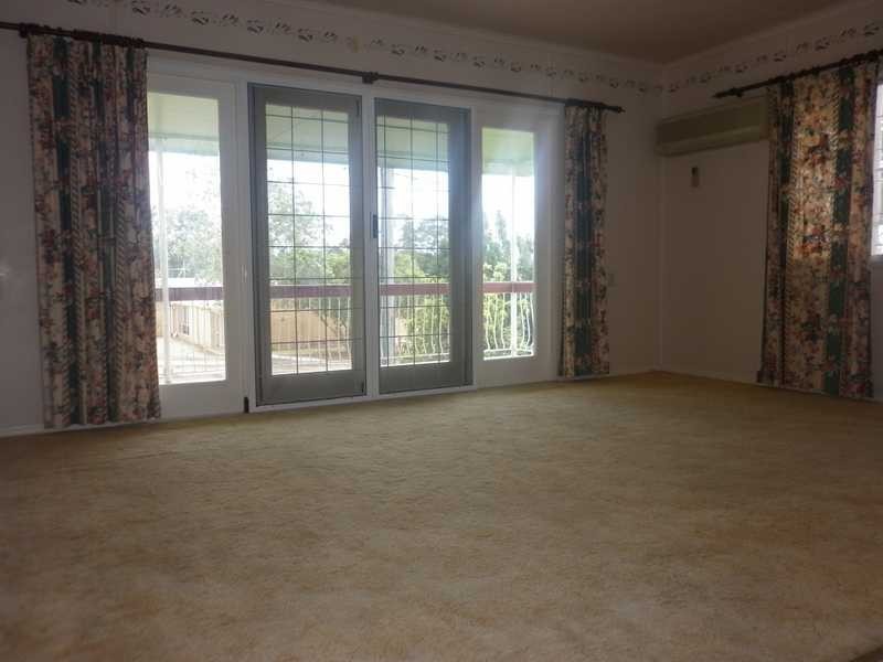 10 Cameron Street, Brassall QLD 4305