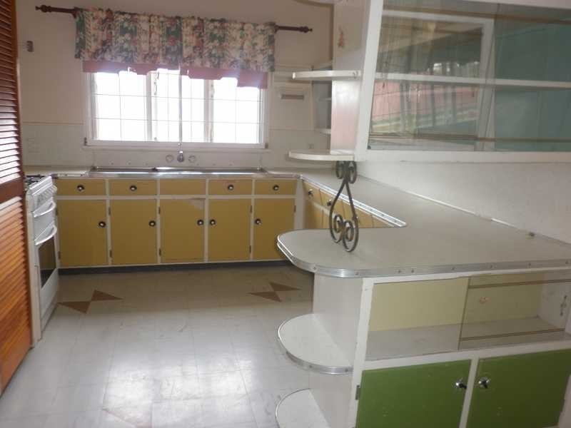 10 Cameron Street, Brassall QLD 4305