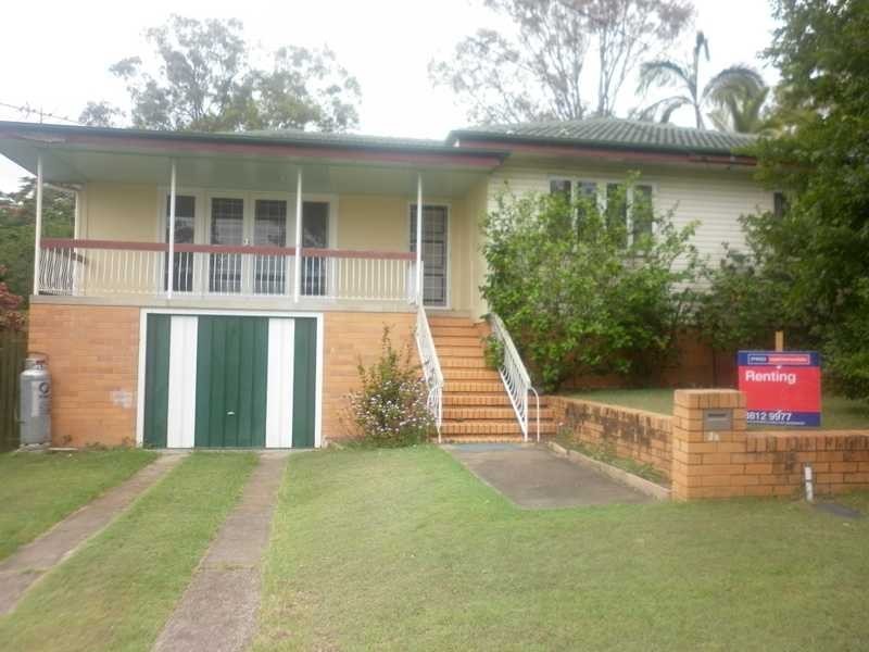 10 Cameron Street, Brassall QLD 4305