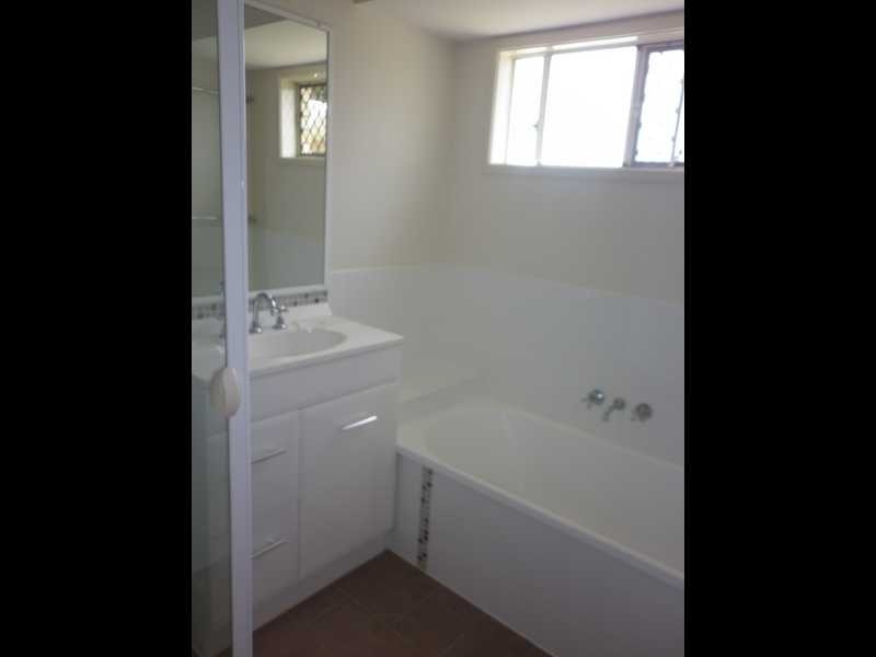 70 David Street, North Booval QLD 4304