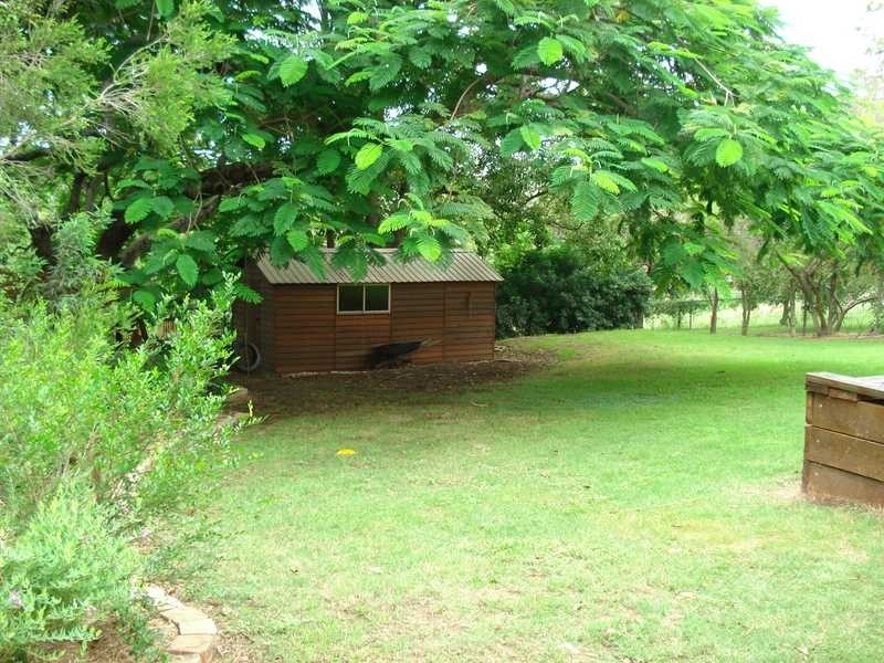 2 Kallara Avenue, Ipswich QLD 4305