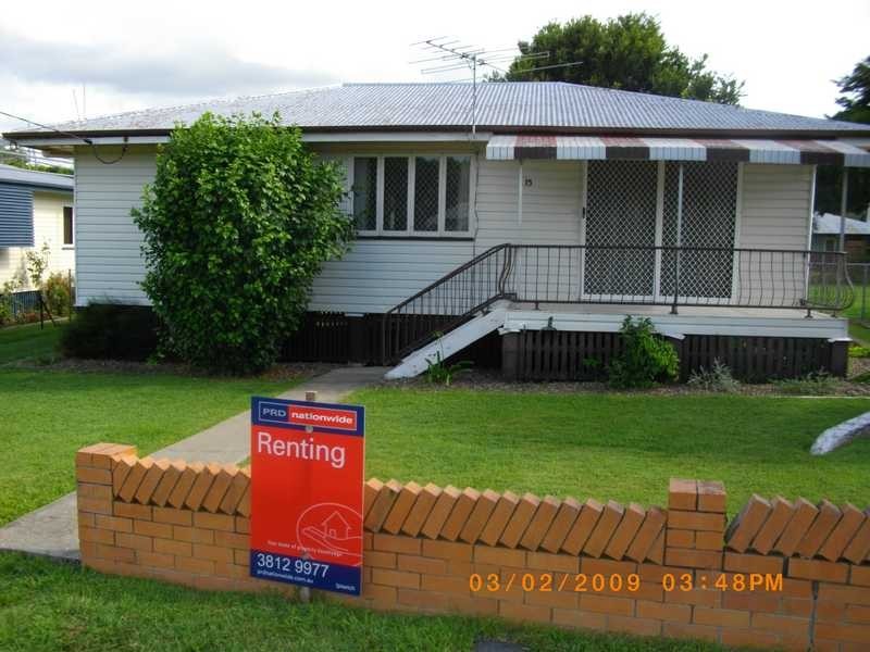 15 Phyllis Street, Eastern Heights QLD 4305