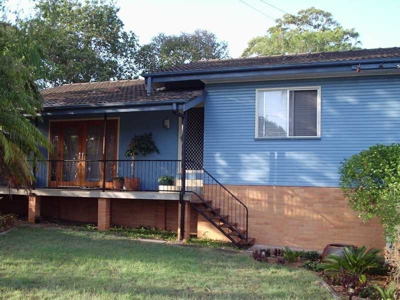30 Taylor Street, Eastern Heights QLD 4305
