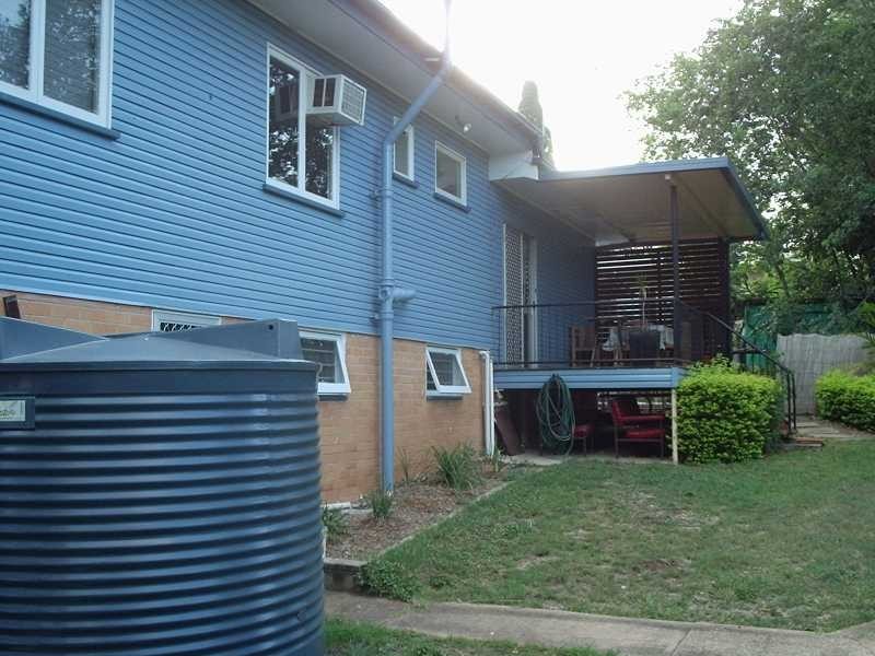 30 Taylor Street, Eastern Heights QLD 4305
