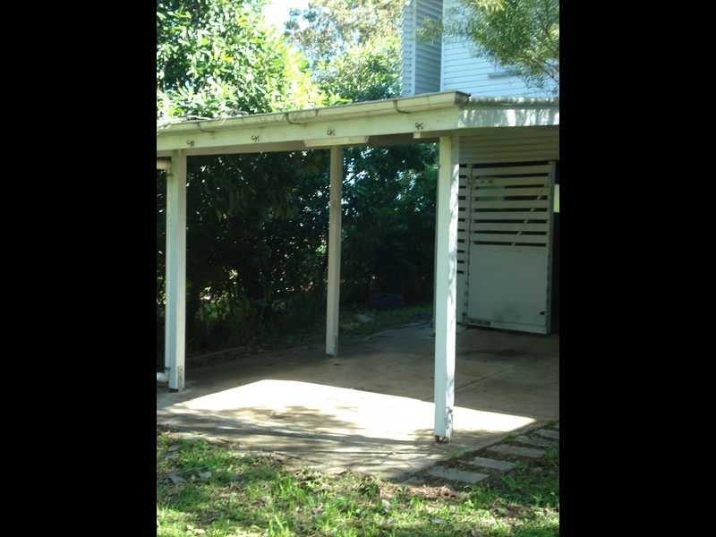 24 Powells Road, Yamanto QLD 4305