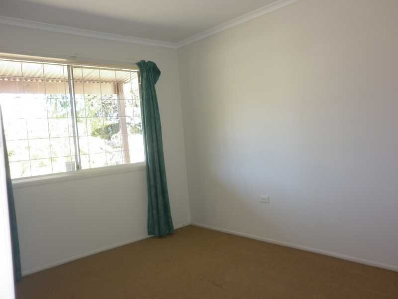 4 France Street, Eastern Heights QLD 4305