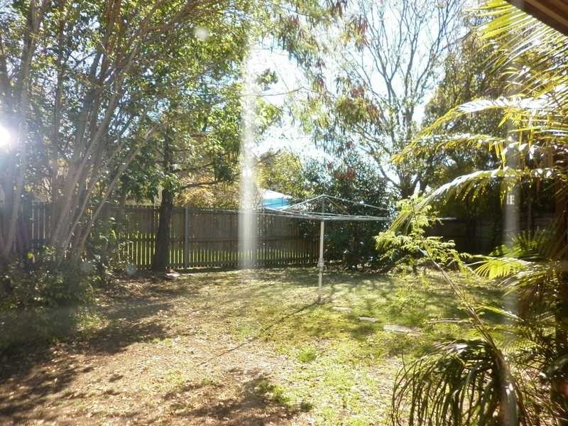 4 France Street, Eastern Heights QLD 4305