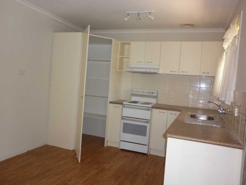 4 France Street, Eastern Heights QLD 4305