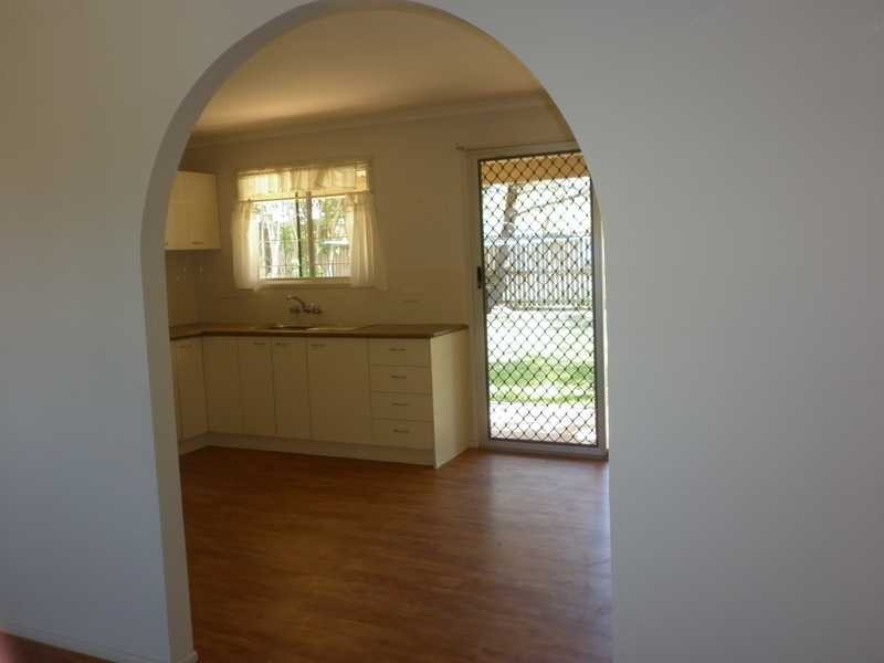 4 France Street, Eastern Heights QLD 4305