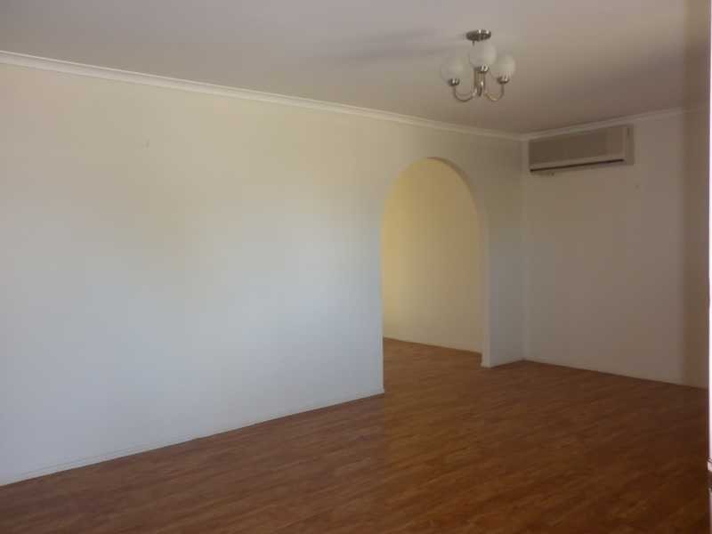 4 France Street, Eastern Heights QLD 4305