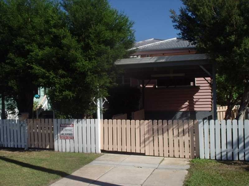 4 Marian Street, Booval QLD 4304