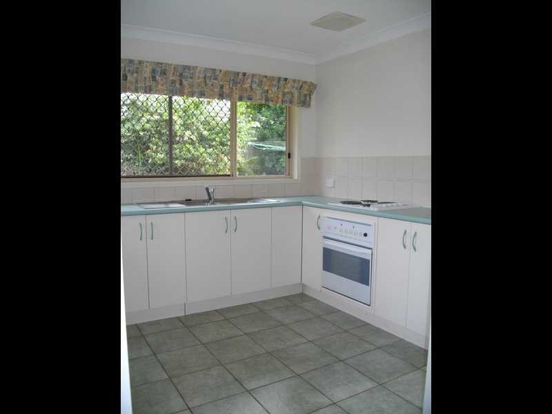 21 Brisbane Road, Dinmore QLD 4303