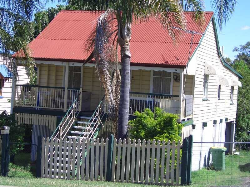 37 Hill Street, North Ipswich QLD 4305