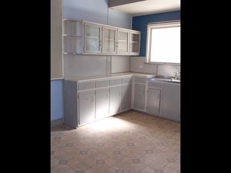 16 Marian Street, Booval QLD 4304