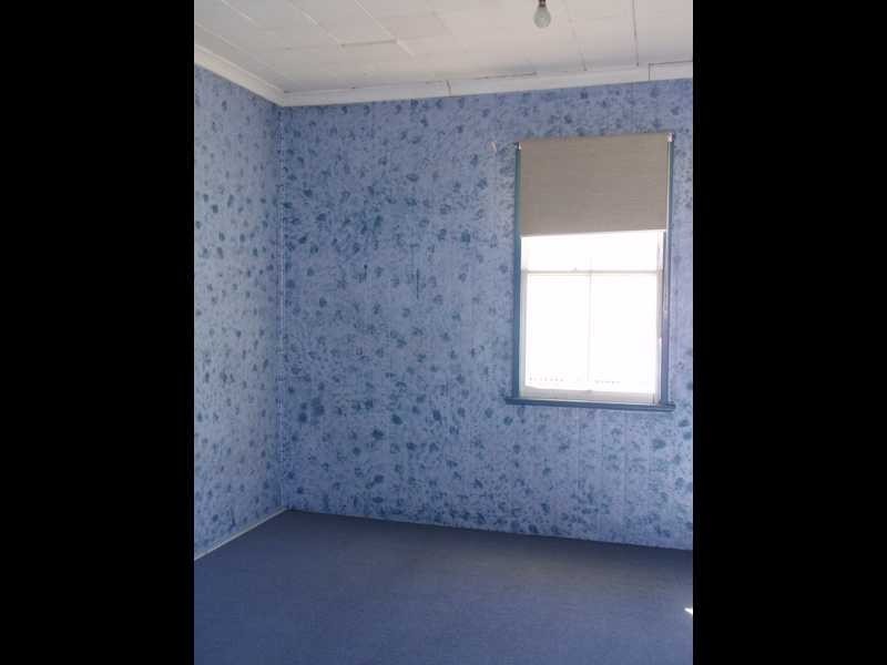 16 Marian Street, Booval QLD 4304