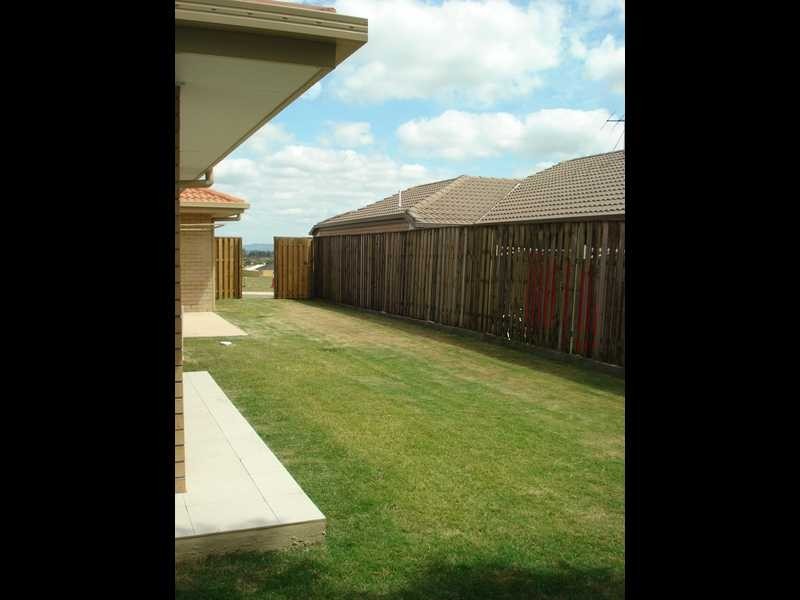 3 Westminister Avenue, Raceview QLD 4305