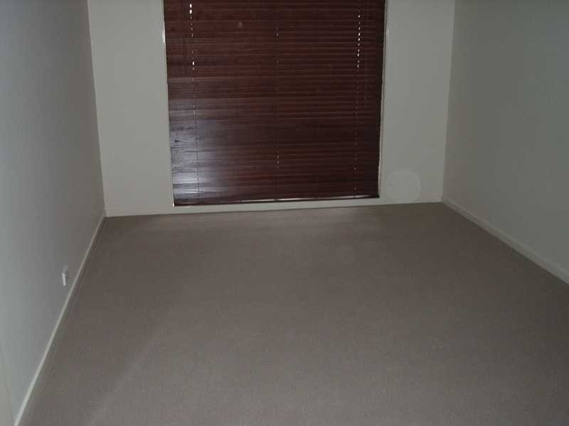 18B Chubb Street, One Mile QLD 4305